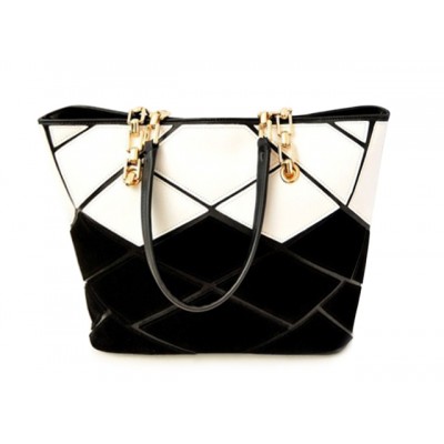 Stunning Women's Shoulder Bag With Color Matching and Metal Chain Design